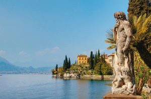 villa sur le lac de come